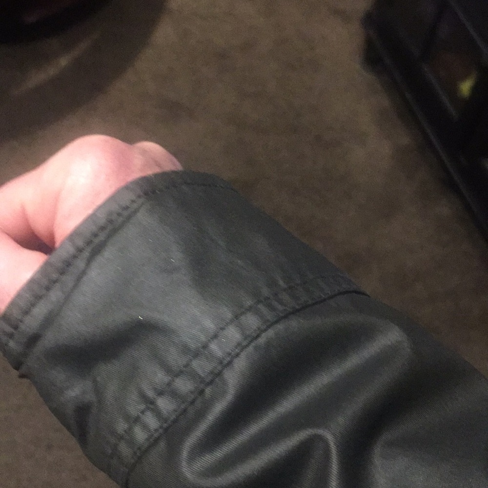 Coat - Picture 6 of 8